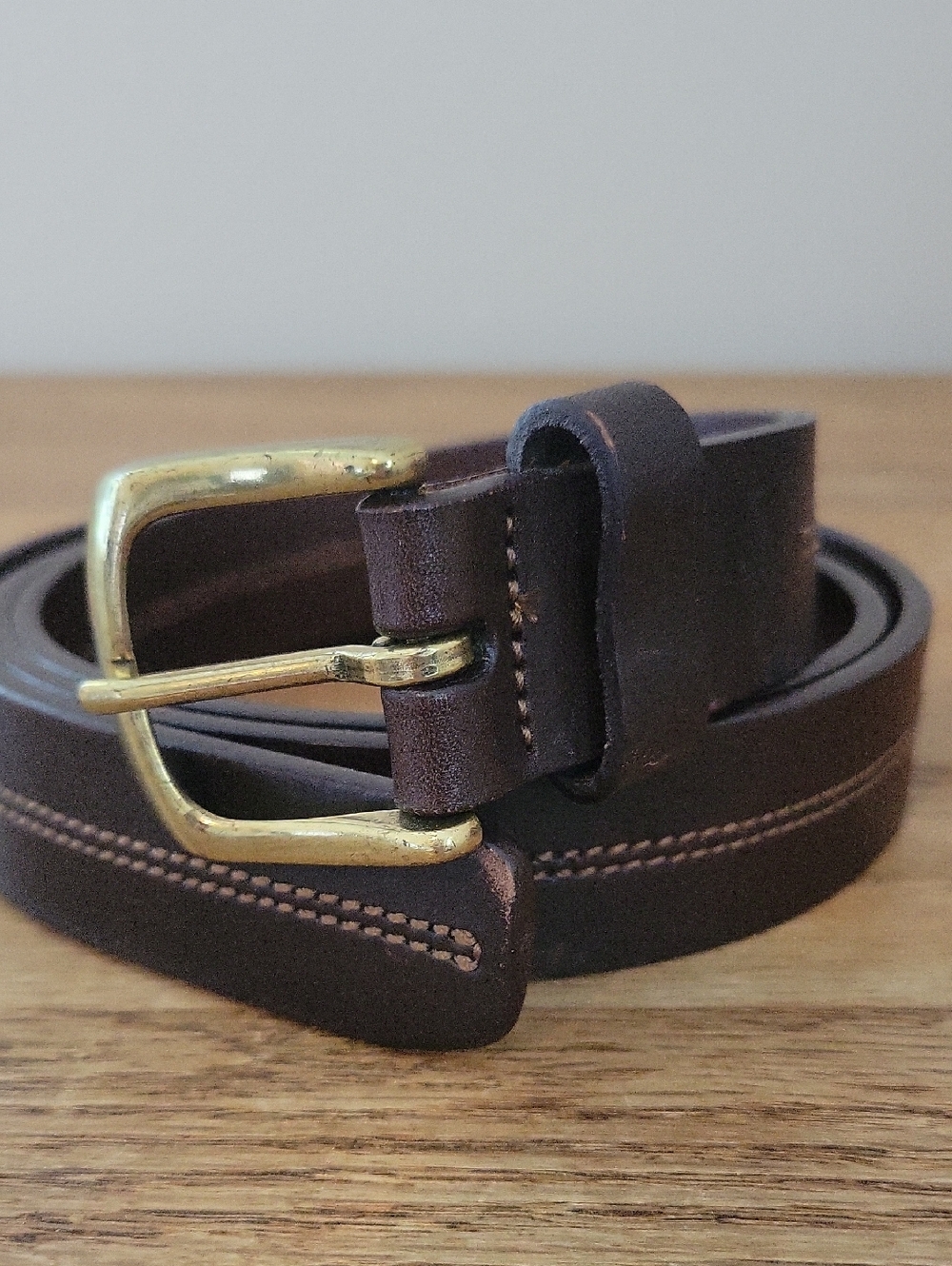 Dockers Men's Genuine Brown Leather Belt Size 42 Brass Buckle Center Stitching